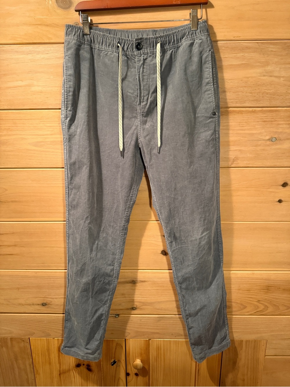 Vuori Optimist Corduroy Pants Men’s M Gray Stretch Drawstring V440